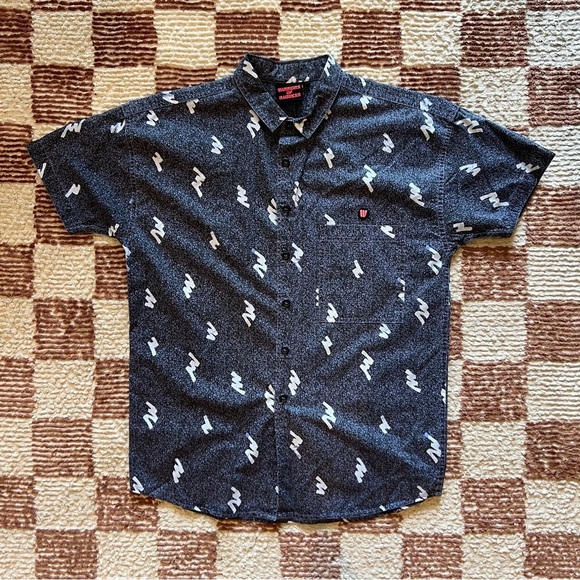 RARE SS 2011 Warriors of Radness Blue Abstract Graphic Short Sleeve Button Shirt - Picture 1 of 6